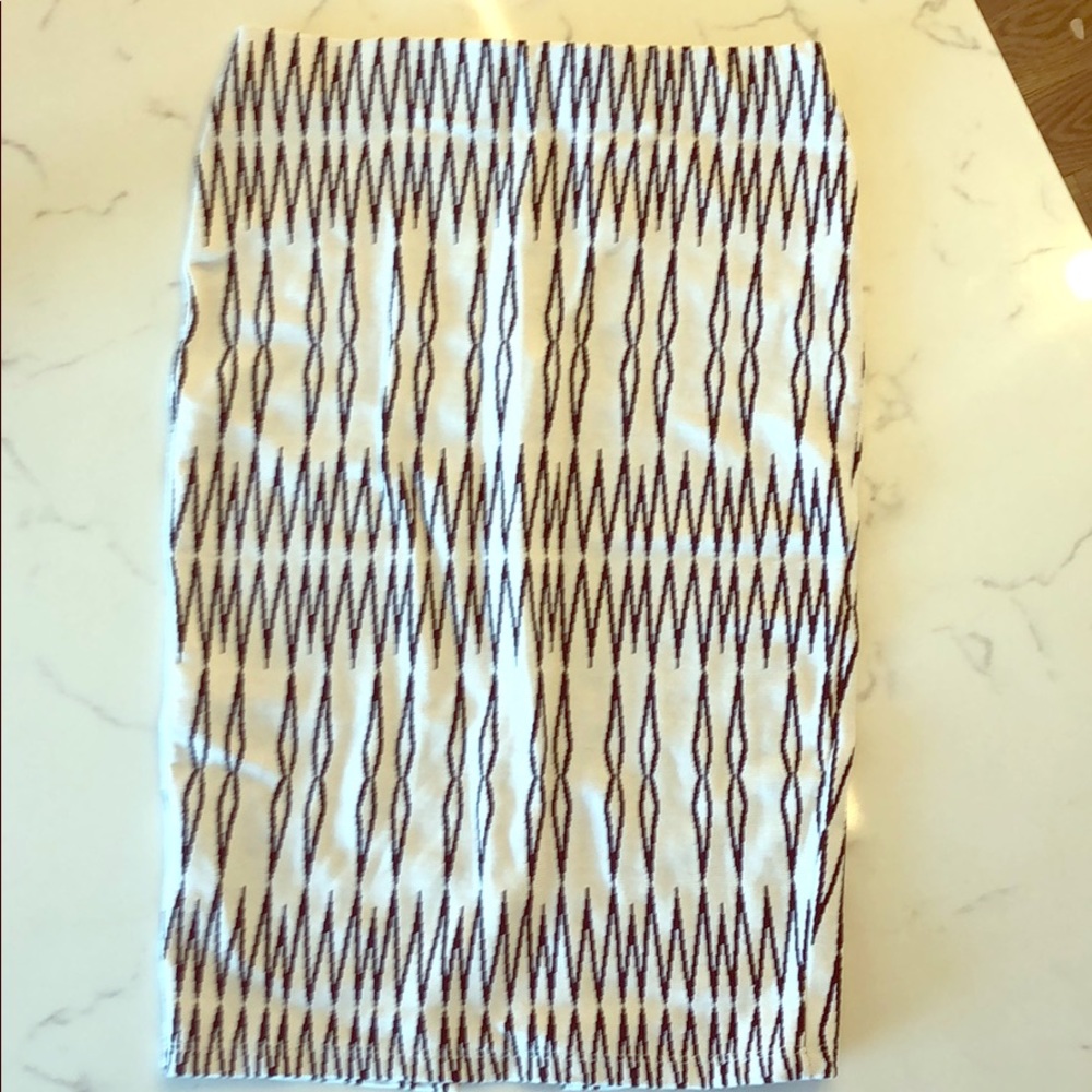 Pencil abstract skirt